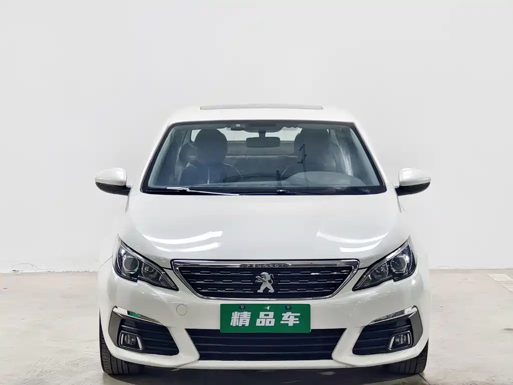 Peugeot 308 2016 — фото 2