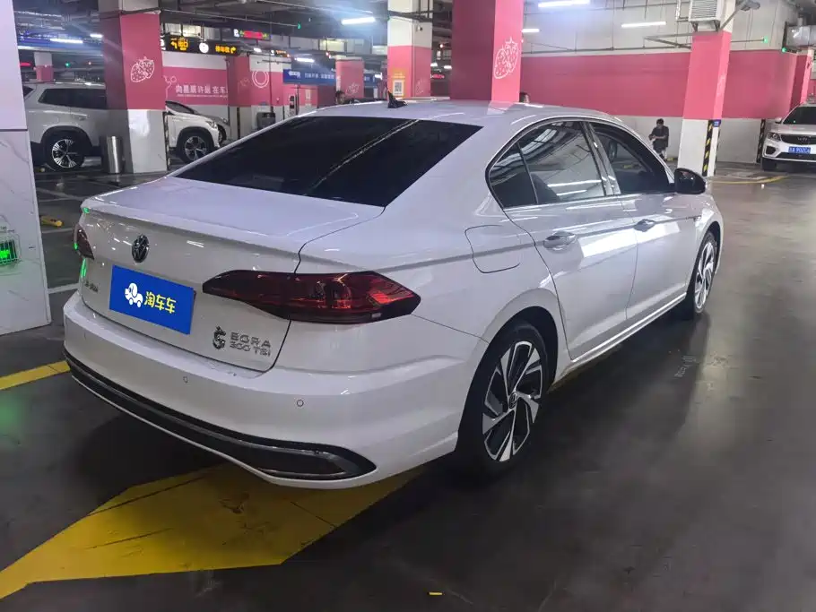 Volkswagen Bora 2024