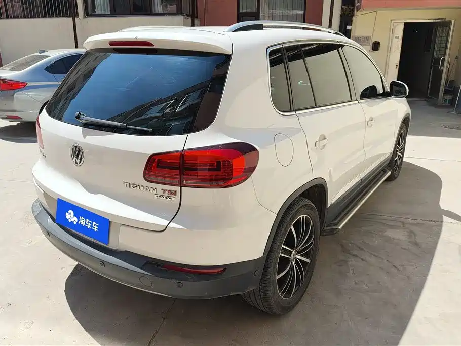 Volkswagen Tiguan 2015 — фото 3