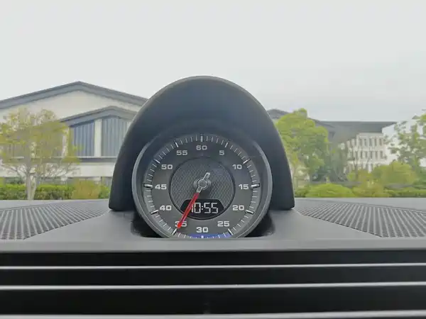 Porsche Panamera 2023