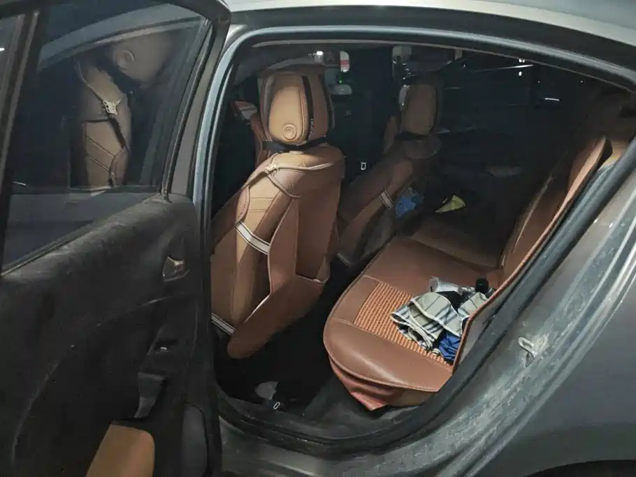 Buick Excelle 2018 — фото 11