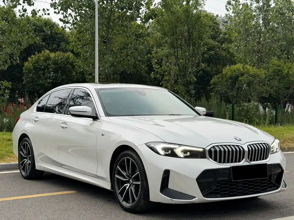 BMW 3 Series 2024