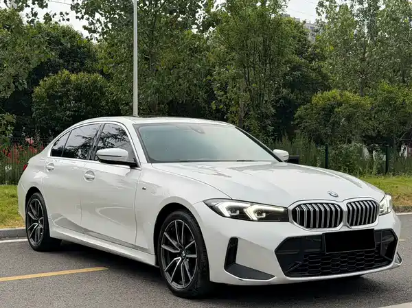 BMW 3 Series 2024