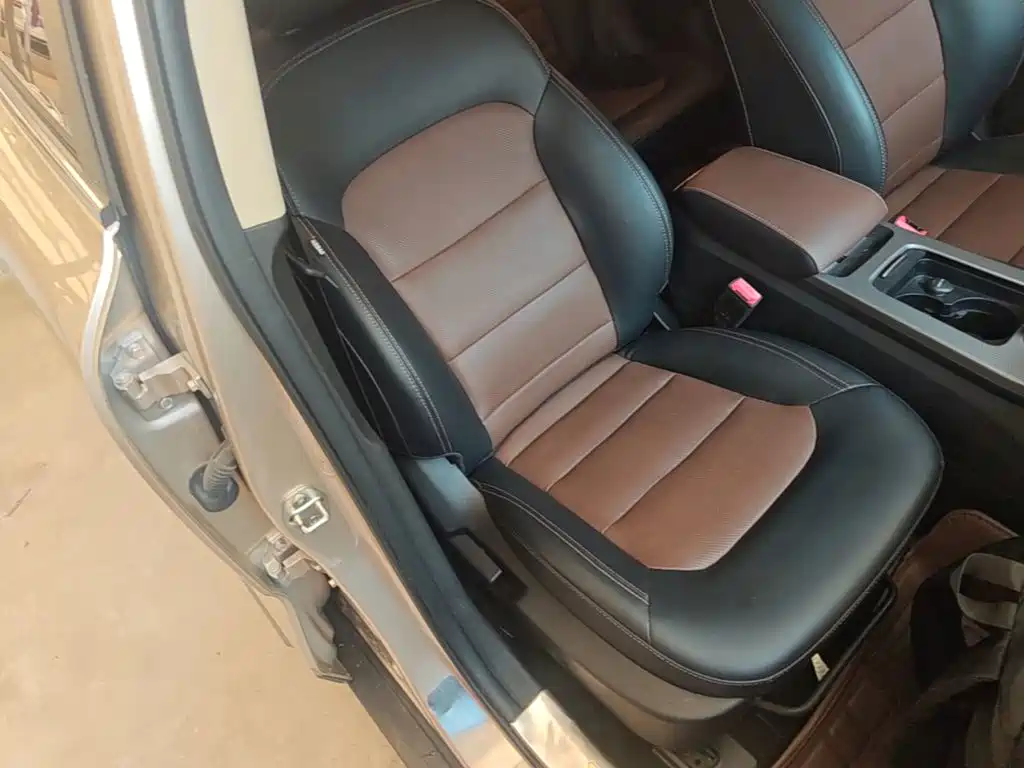 Geely Emgrand GS 2017 — фото 25