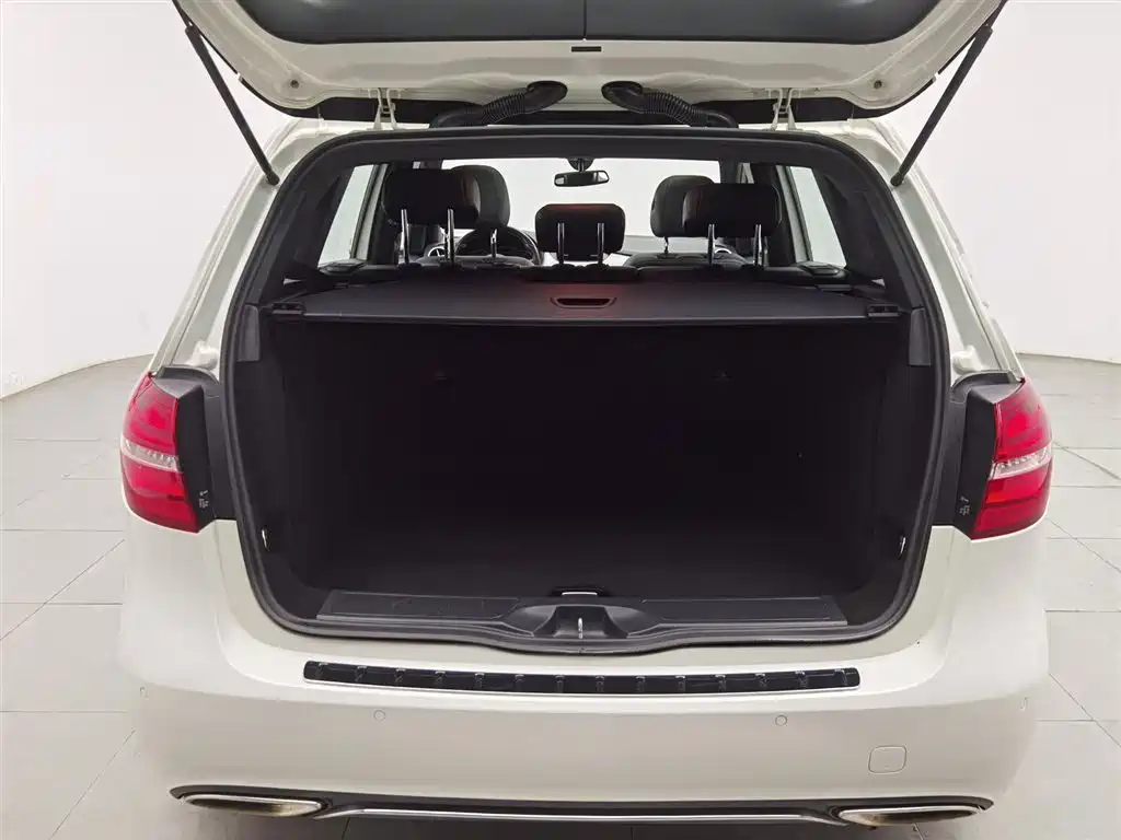 Mercedes-Benz B-Class 2015 — фото 16