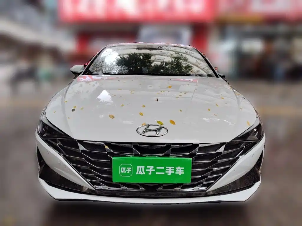 Hyundai Elantra 2023
