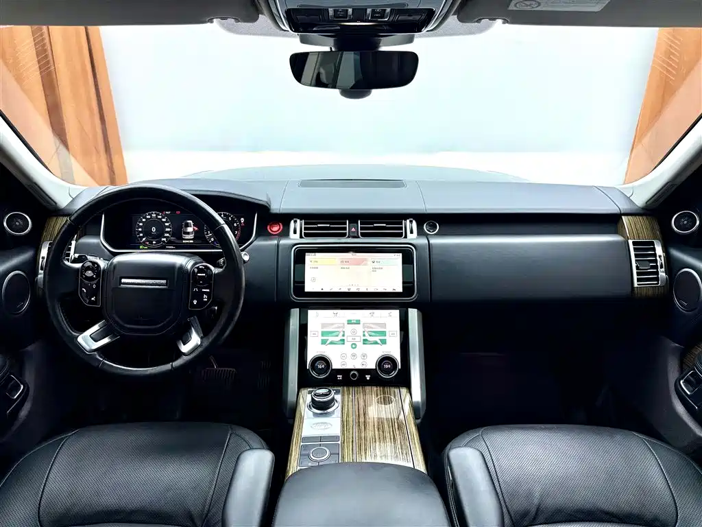 Land Rover Range Rover 2018 — фото 9