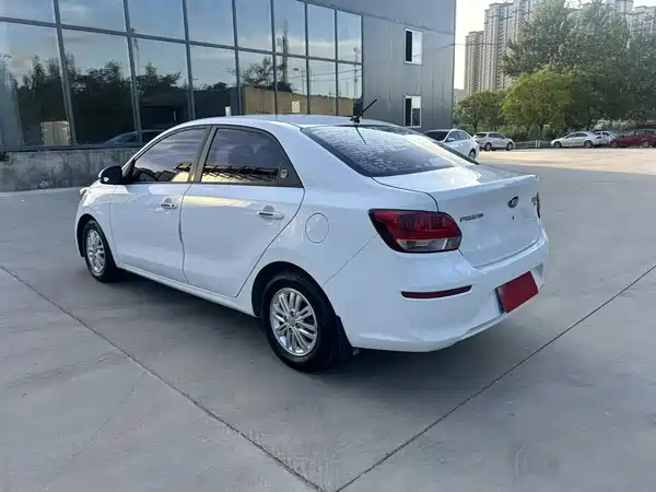 Kia Pegas 2019