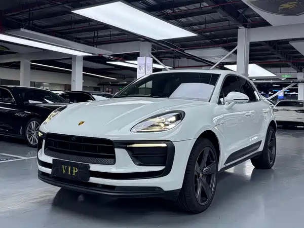 Porsche Macan 2022