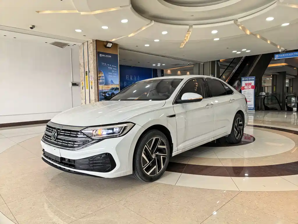 Volkswagen Sagitar 2024