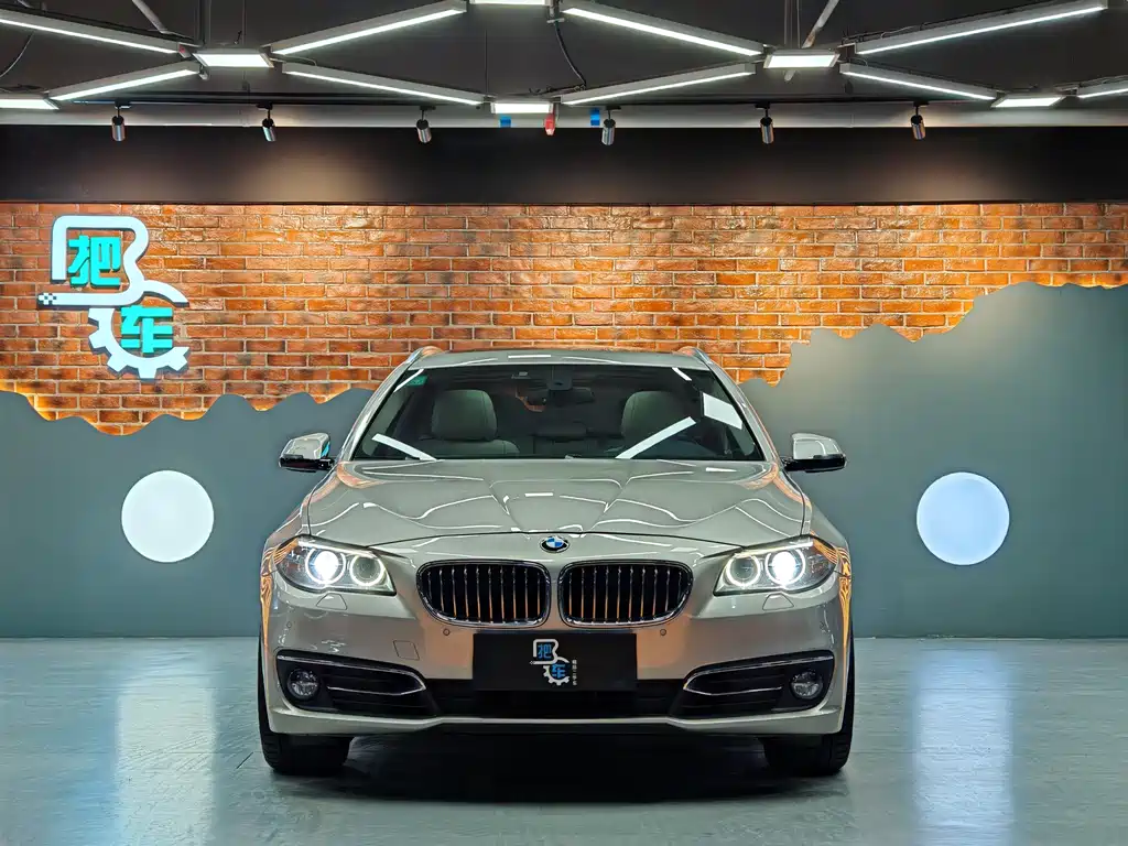 BMW 5 Series 2015 — фото 2