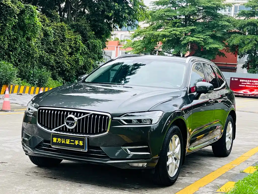 Volvo XC60 2020 — фото 1
