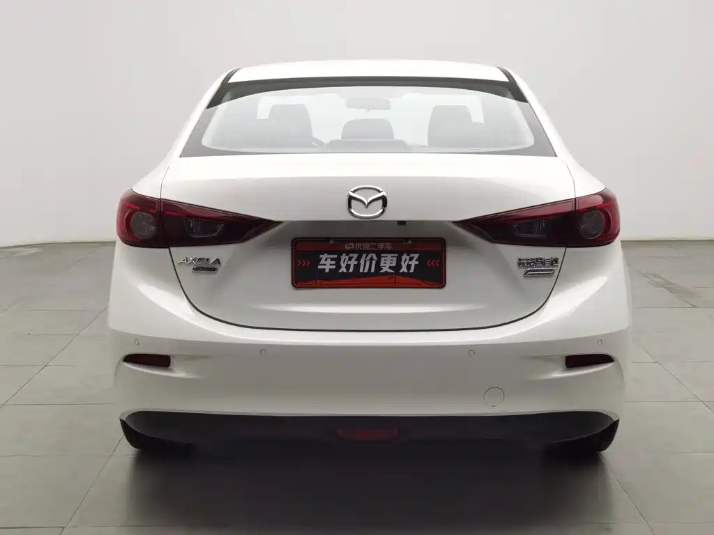 Mazda 3 Axela 2018
