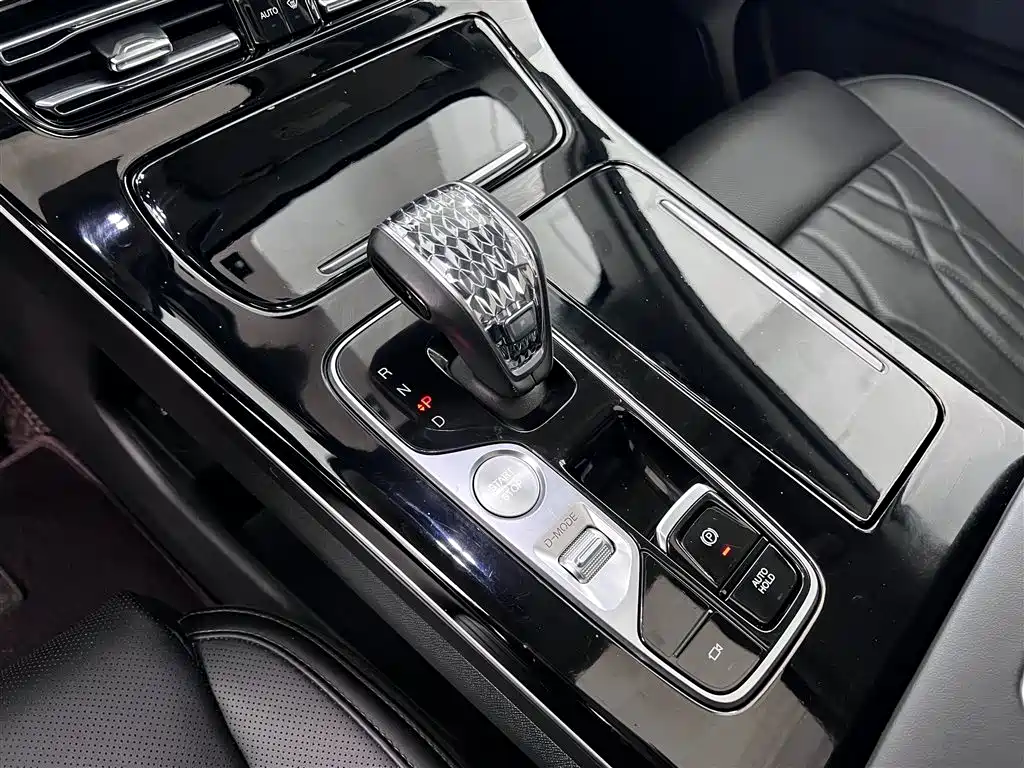 GAC Motor Trumpchi M8 2024 — фото 15