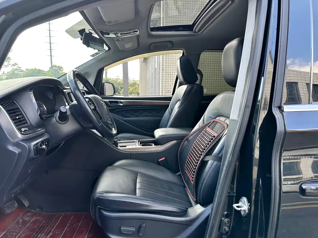 GAC Motor Trumpchi M8 2019 — фото 4
