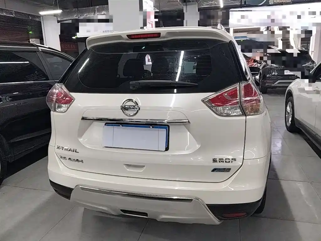 Nissan X-Trail 2015 — фото 6