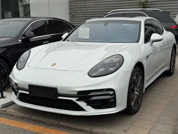 Porsche Panamera 2016