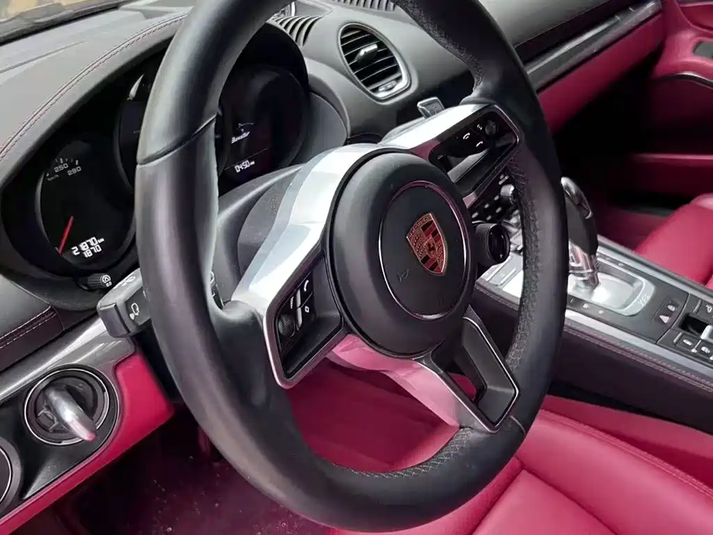 Porsche 718 2023 — фото 7