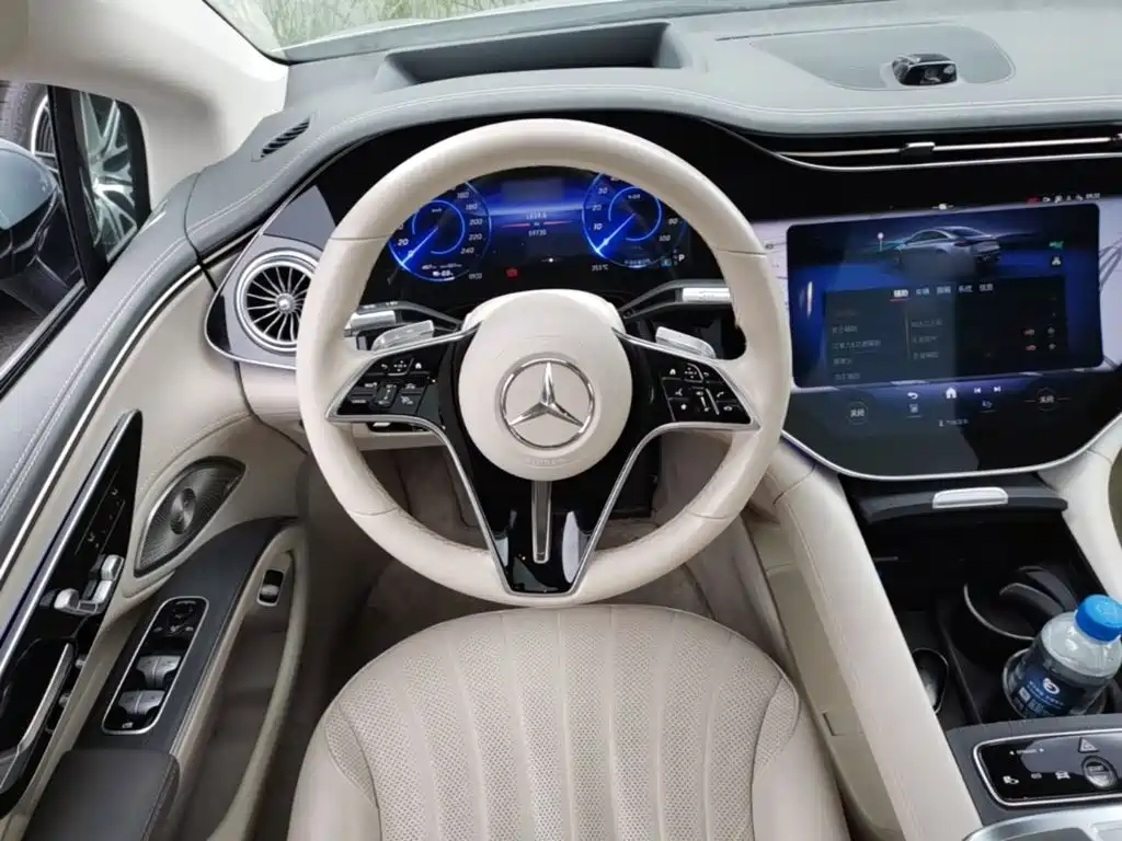 Mercedes-Benz EQS 2023 — фото 17