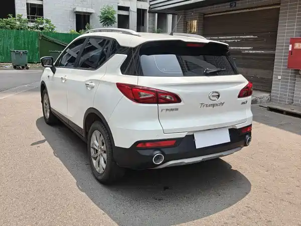 GAC Trumpchi GS3 2017