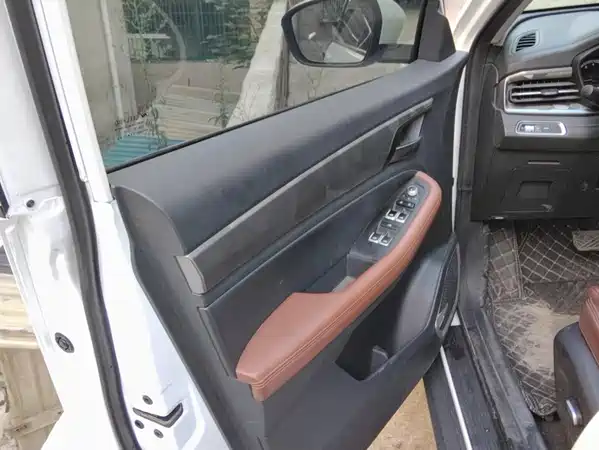Geely Vision X6 2022