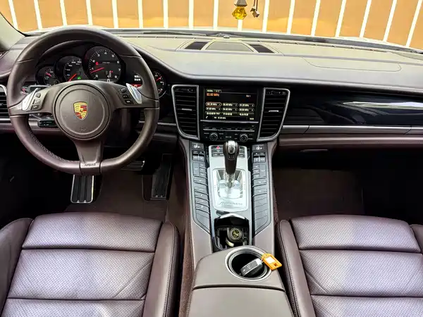Porsche Panamera 2014