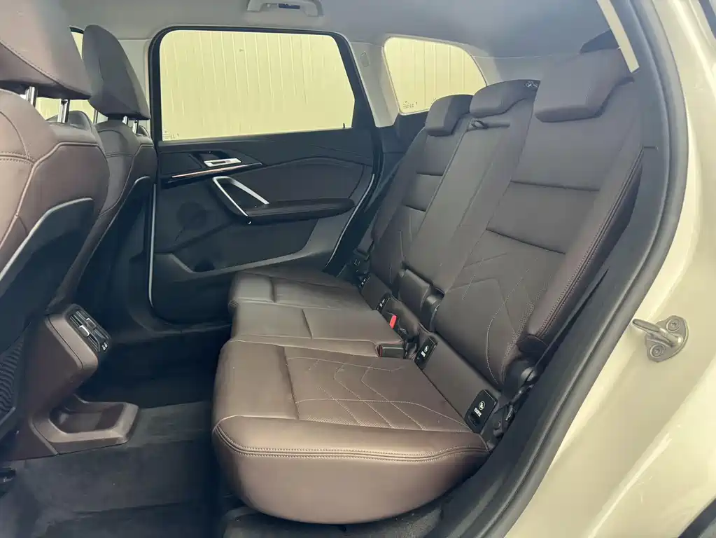 BMW X1 2023 — фото 13