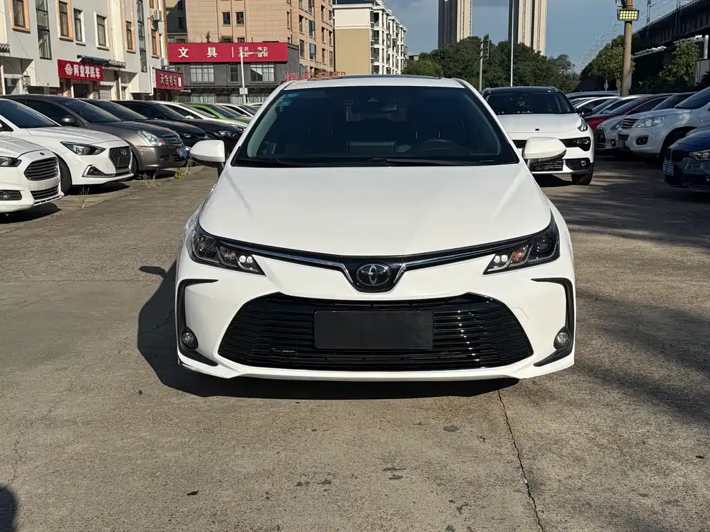 Toyota Corolla 2020 — фото 2