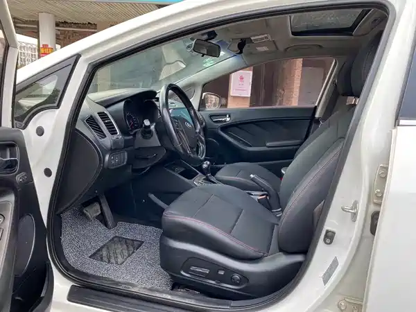 Kia K3 2014