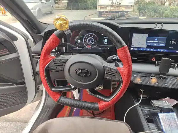 Hyundai Elantra 2022