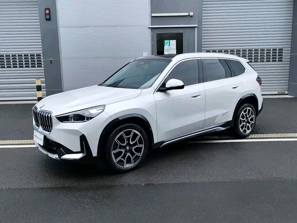 BMW X1 2025 — фото 1