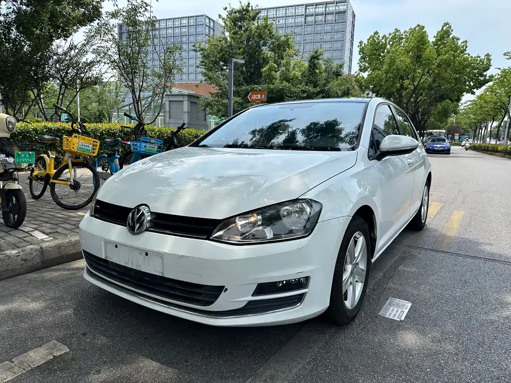 Volkswagen Golf 2014