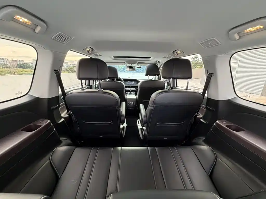 GAC Motor Trumpchi M6 2023 — фото 25