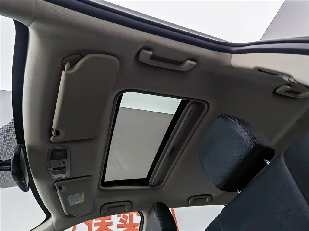 Mitsubishi Outlander 2018 — фото 14