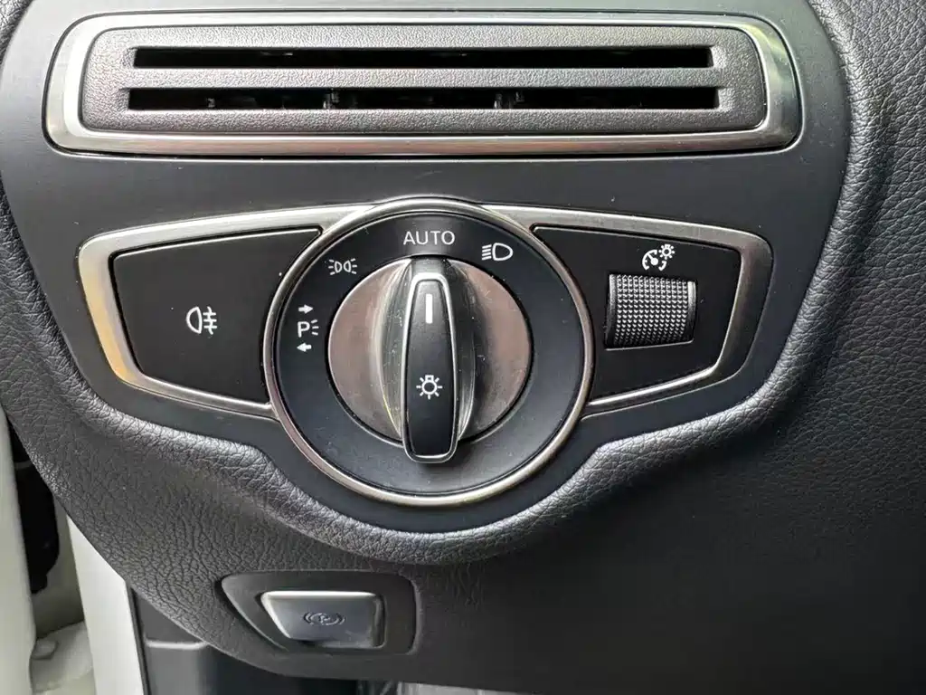 Mercedes-Benz GLC 2021 — фото 14