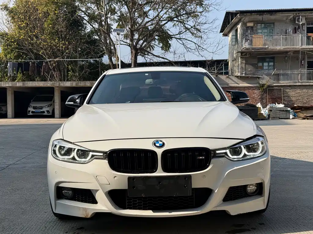 BMW 3 Series 2019 — фото 2
