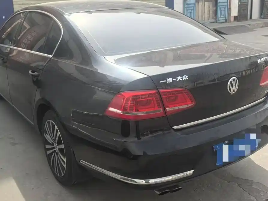 Volkswagen Magotan 2016