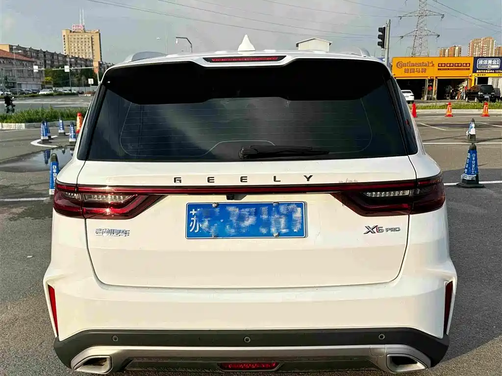 Geely Vision X6 2023 — фото 17