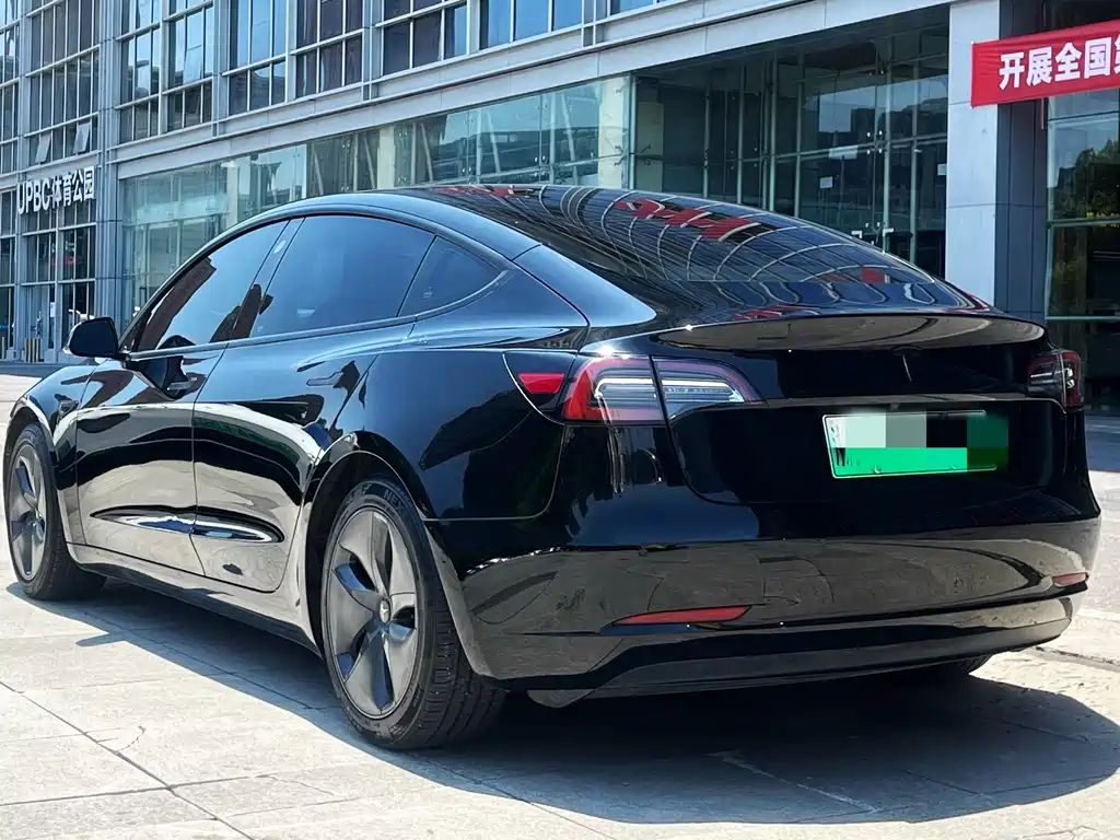 Tesla Model 3 2020 — фото 4