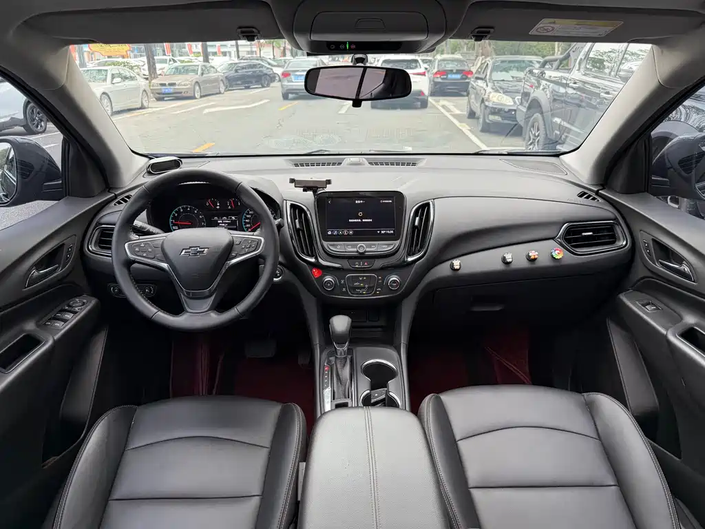 Chevrolet Equinox 2022 — фото 12
