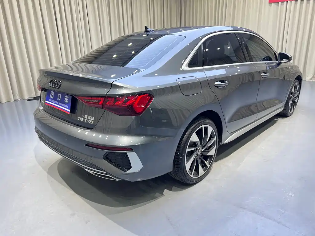 Audi A3 2023 — фото 4