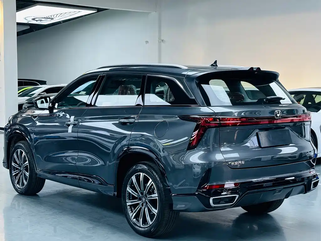 Changan CS75 PLUS 2026 — фото 13