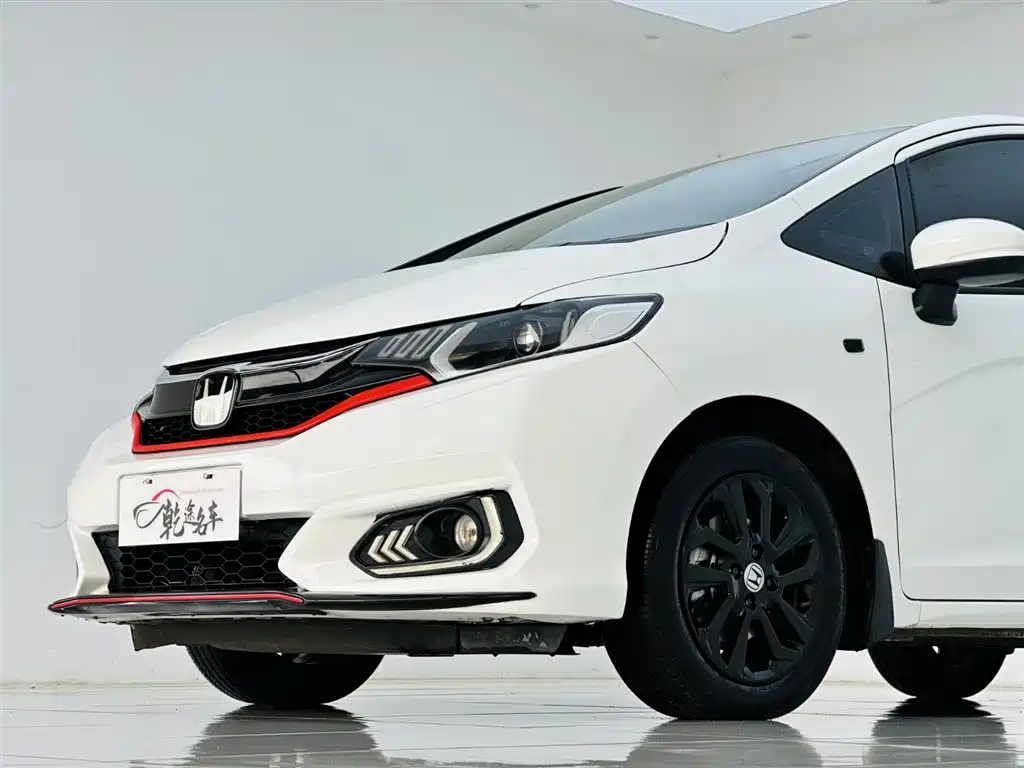 Honda Fit 2019 — фото 8