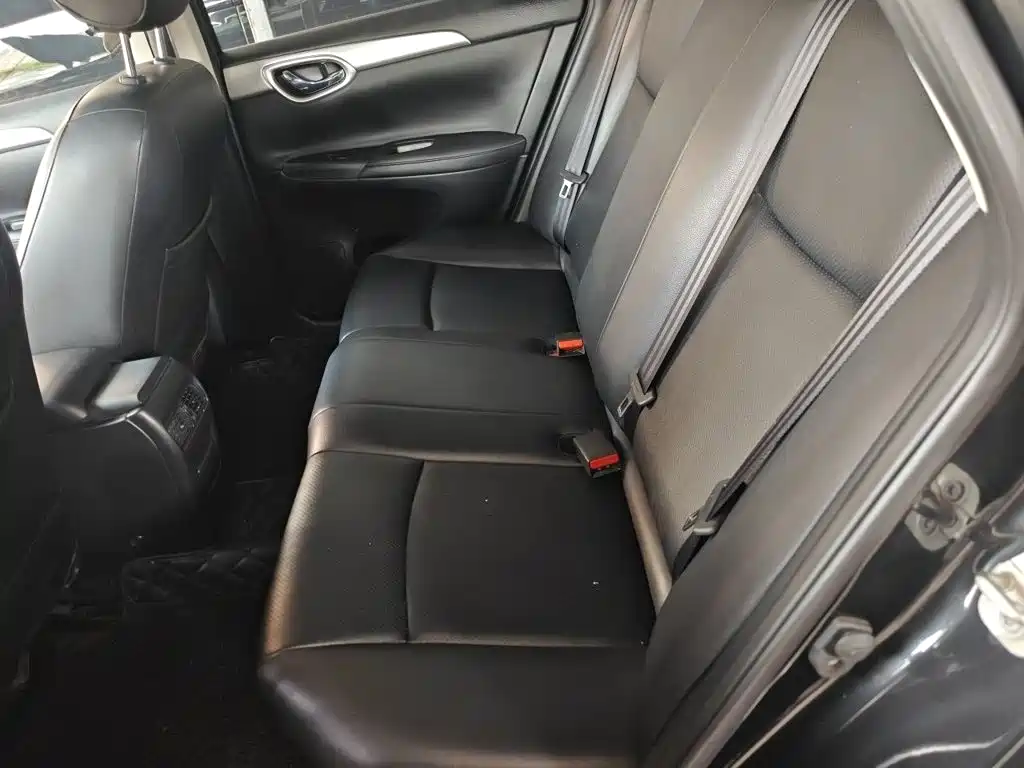 Nissan Sylphy 2023 — фото 15