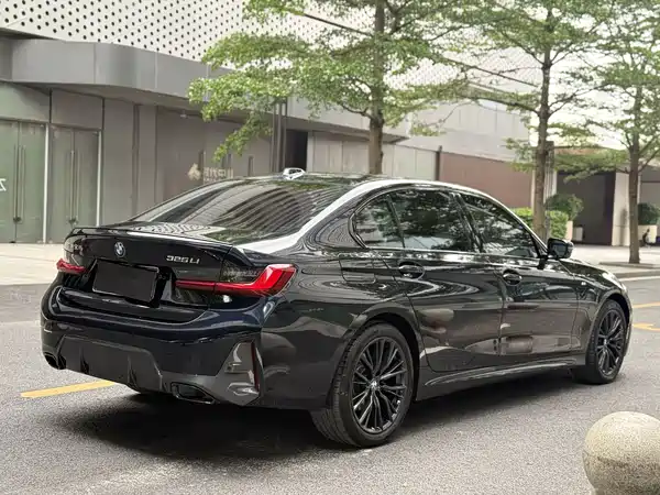 BMW 3 Series 2024
