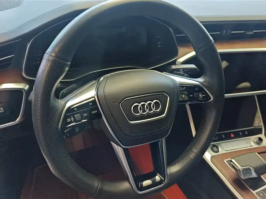 Audi A6L 2023 — фото 15