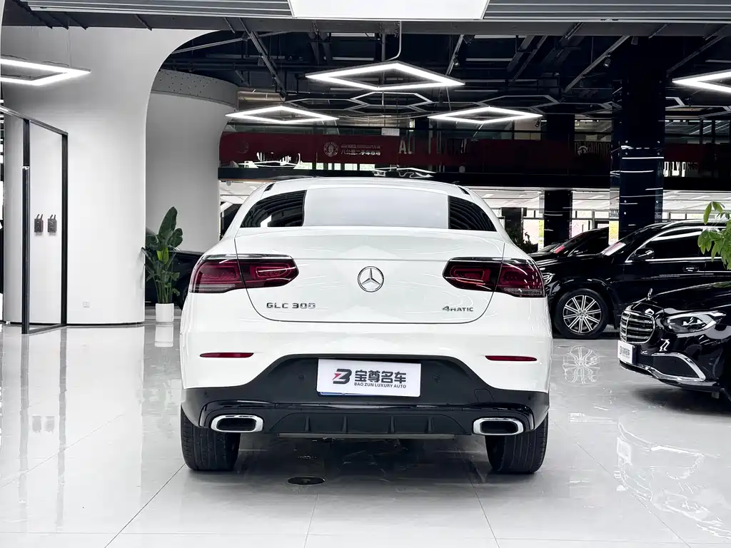 Mercedes-Benz GLC Coupe 2023 — фото 18