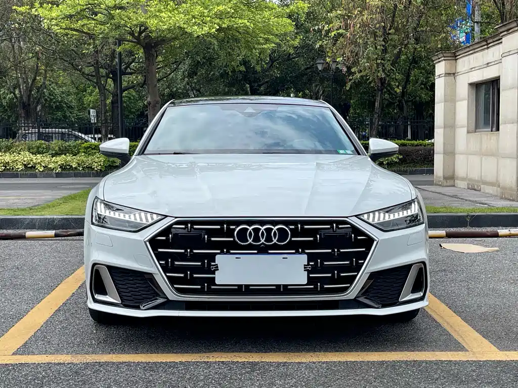 Audi A7L 2023 — фото 2