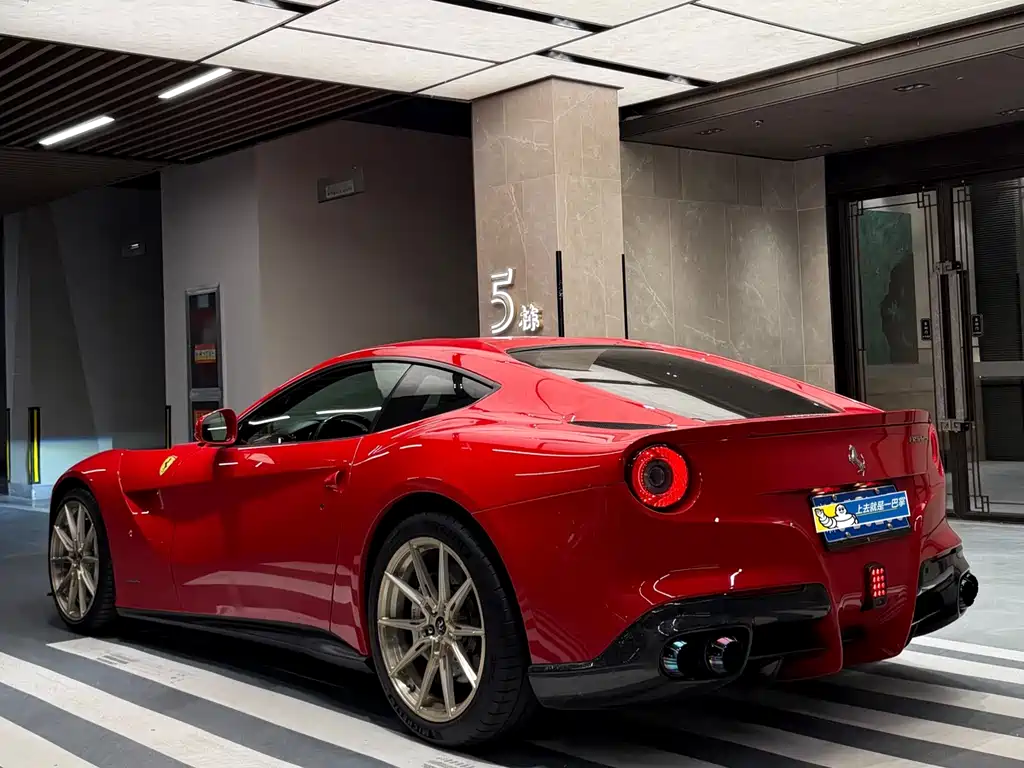 Ferrari F12berlinetta 2014 — фото 3