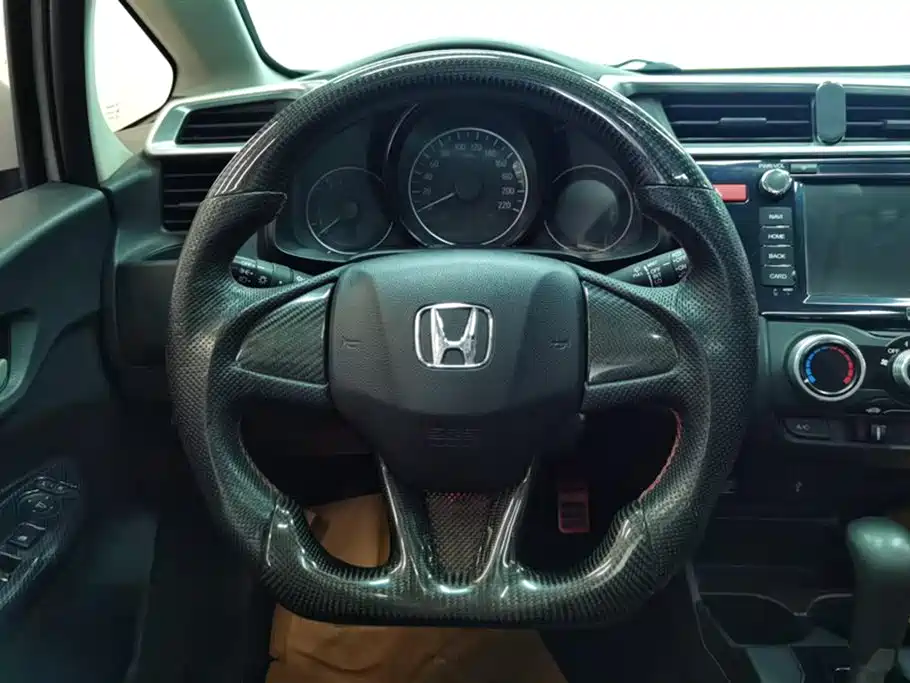 Honda Fit 2017 — фото 15